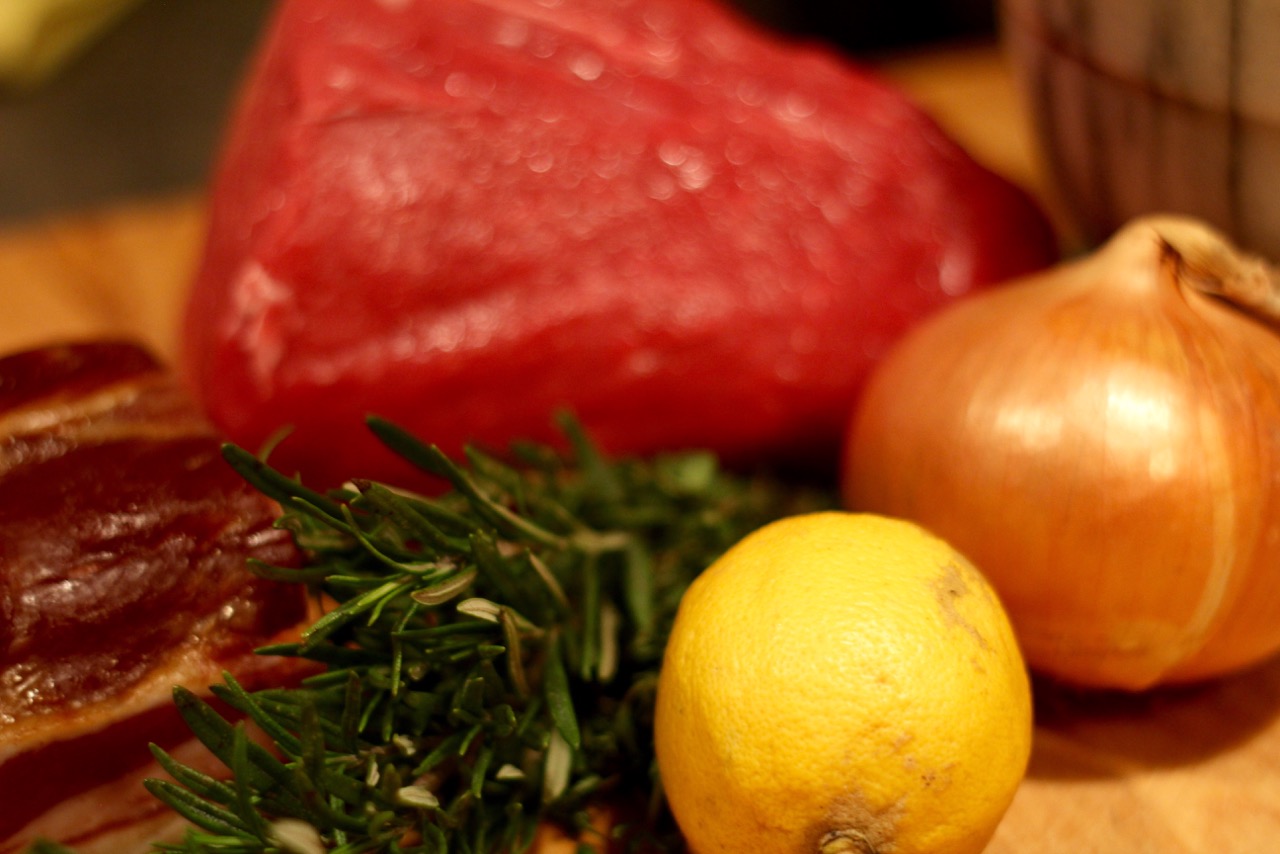 wirtshausfuehrer-stumpfer-rindfleischragout-mise-en-place