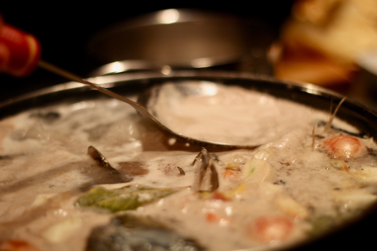 Wirtshausfuehrer – Kochen wie der Wirt – Fischsuppe mit Safran – Gasthaus Gregorits 12