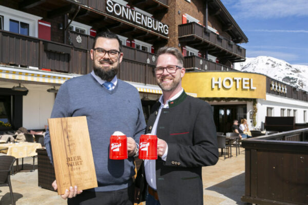 "Hotel Sonnenburg" in Oberlech ist Vorarlbergs Wirtshausführer Bierwirt 2024