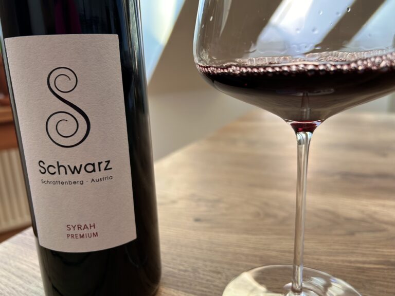Klaus Egles Wein der Woche: Syrah Premium 2019, Weingut Schwarz, Schrattenberg