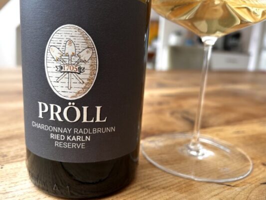 Klaus Egles Wein der Woche: Chardonnay Reserve Ried Karln 2023, Weingut Pröll