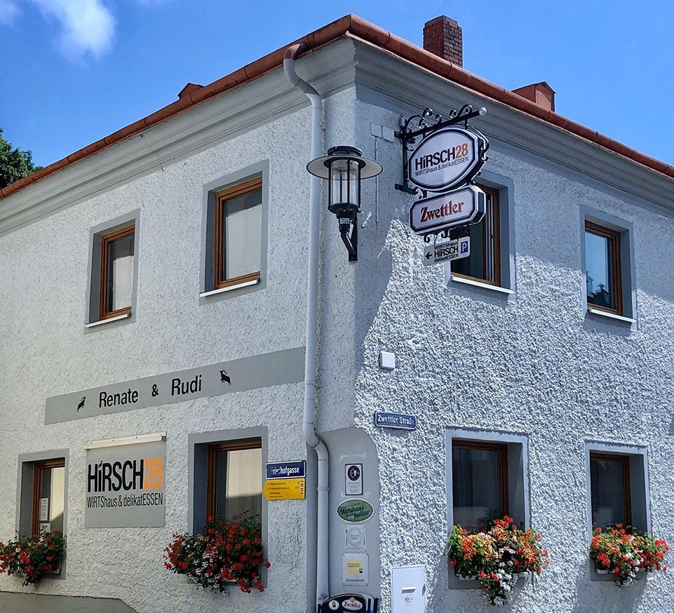 HIRSCH28 WIRTShaus & delikatESSEN