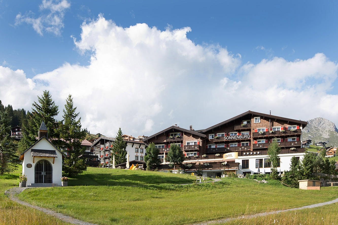 Sonnenburg Hoch in Lech am Arlberg – Himmlische Genussträume beim Wirtshausführer Bierwirt 2024