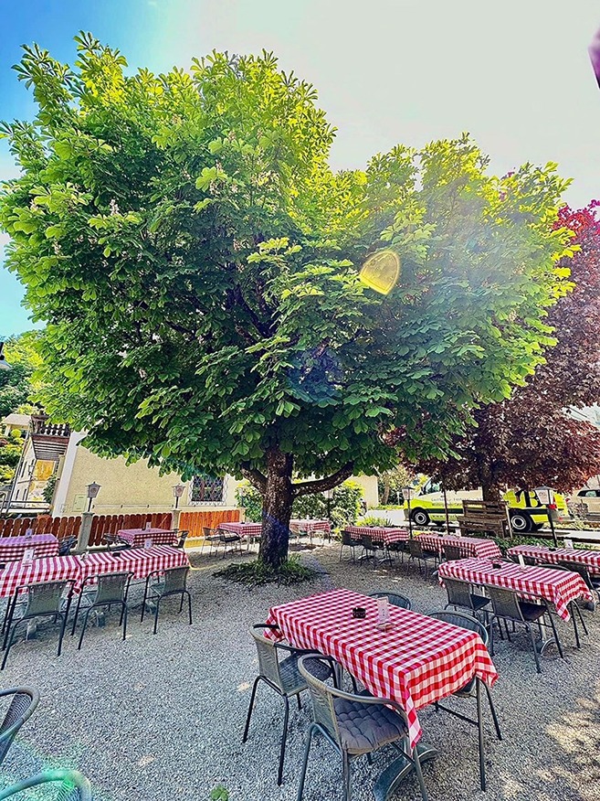 Osteria zum Kirchenwirt – Rundum-Sorglos-Paket mit bester Pizza und Fliegenfischer-Paradies