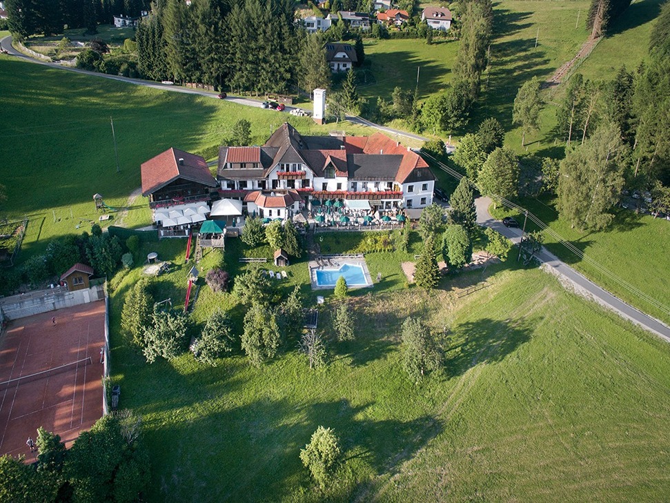 Eidenberger Alm – tolle Location mit Genuss und Blick auf sanfte Mühlviertler Hügel